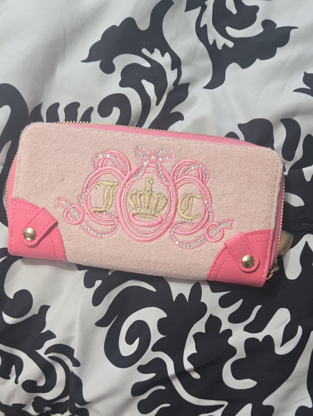 NWOT Juicy Couture Wallet